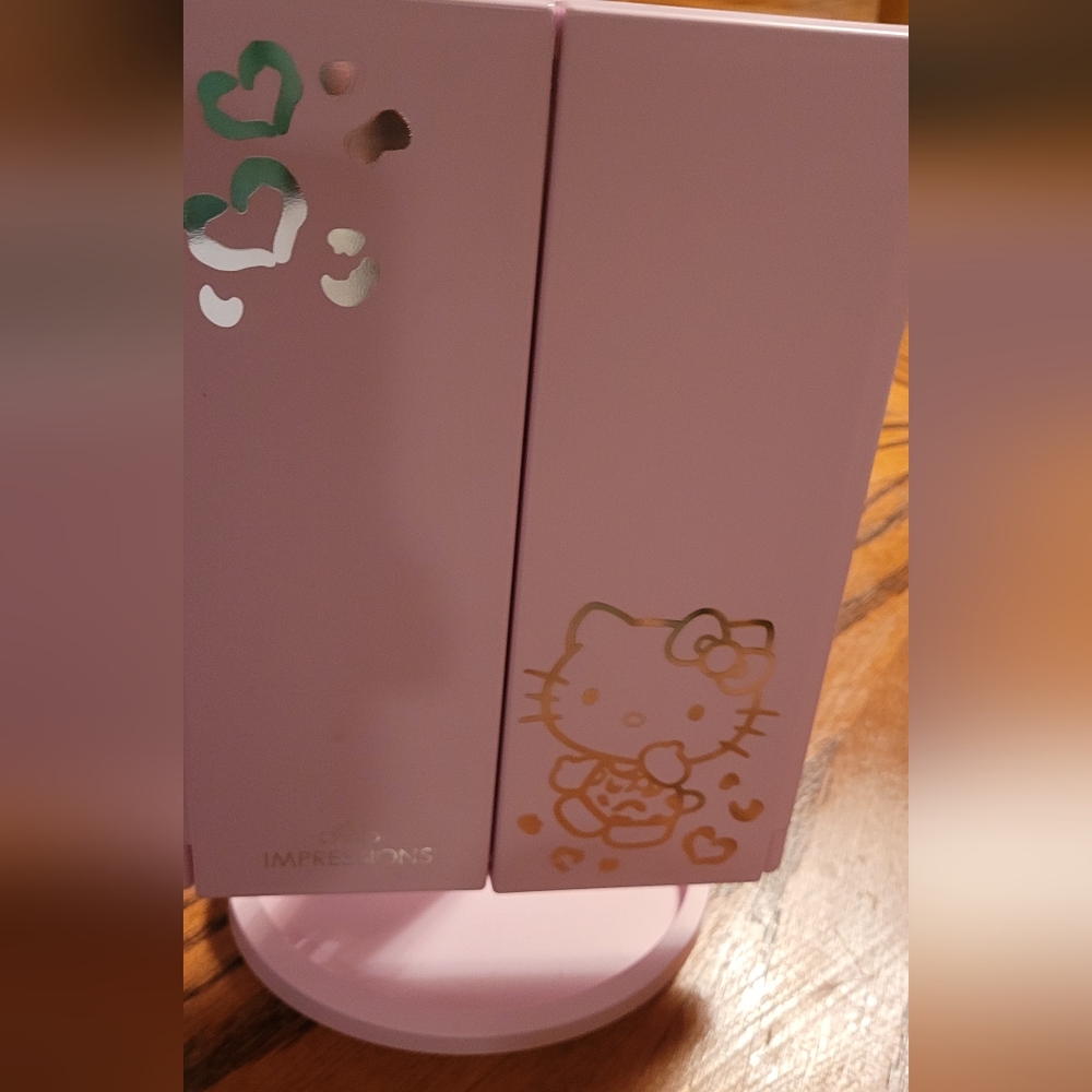 Pink hello kitty mirror